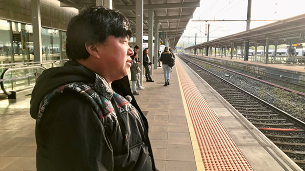 迷宮グルメ　異郷の駅前食堂　スペイン・ポンテベドラ駅